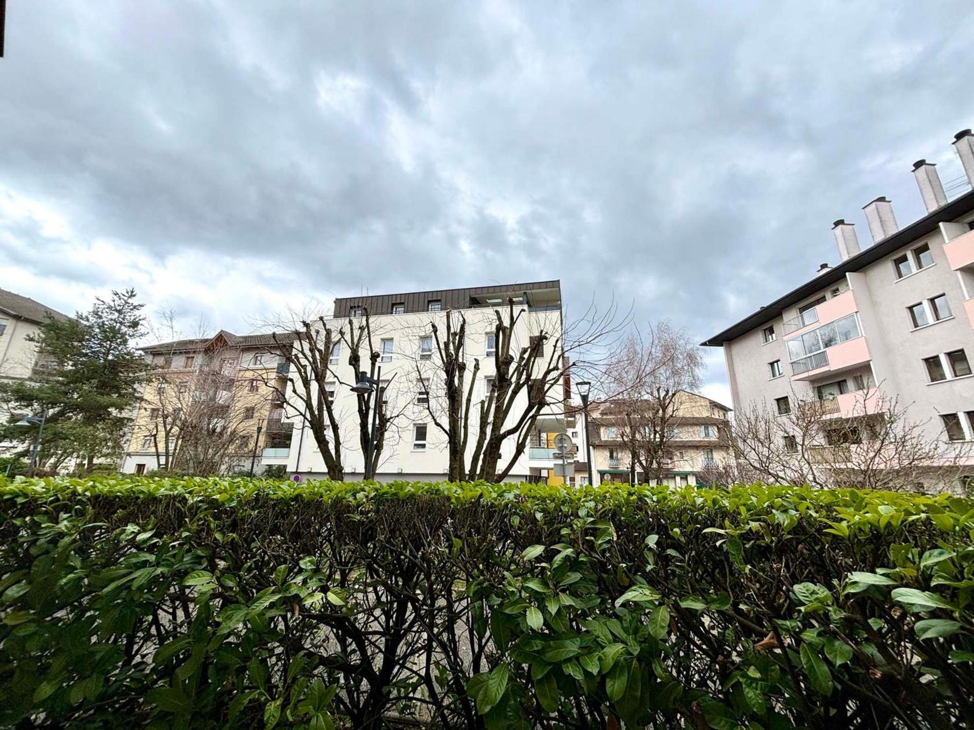 T1 Confortable A 2 Pas Du Centre D'Annecy Avec Parking Et Terrasse - Fr-1-432-44 Exteriör bild